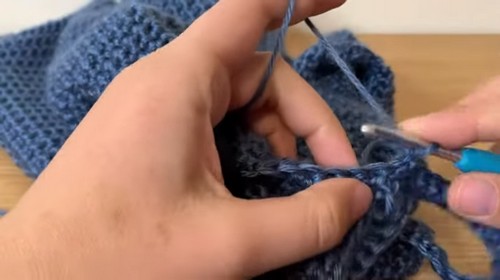 Close-up of back-loop single crochet ribbing on a crochet tank waistband