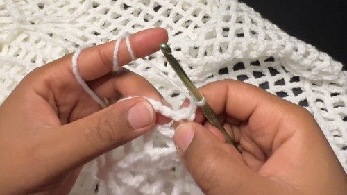 Free Crochet Beach cover up top Pattern For Beginners 3