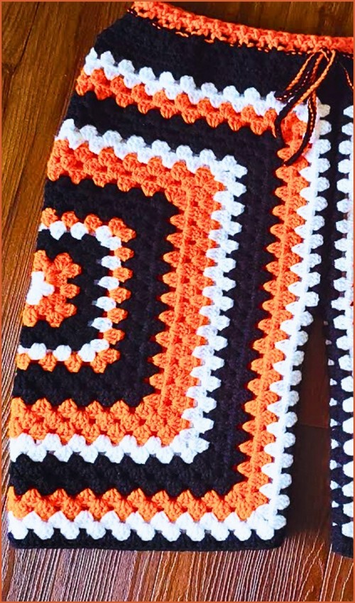 Free Crochet Granny Square Shorts Pattern For Beginners 4