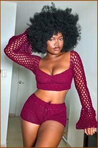 Free Crochet top with linen shorts 4